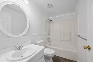 303 Laporte Ct, Cranberry Township, PA 16066 - Photo 11
