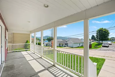 618 Locust St, Coraopolis, PA 15108 - Photo 3