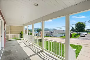 618 Locust St, Coraopolis, PA 15108 - Photo 3