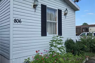 806 Governors Circle, Washington, PA 15301 - Photo 1