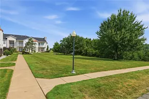 246 Adams Pointe Blvd, Adams Township, PA 16046 - Photo 19