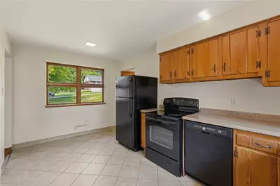 219 Linda Vista Rd, Sewickley, PA 15143 - Photo 17