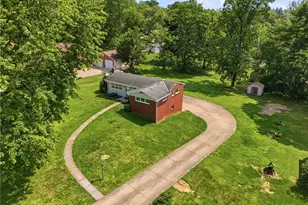 219 Linda Vista Rd, Sewickley, PA 15143 - Photo 29