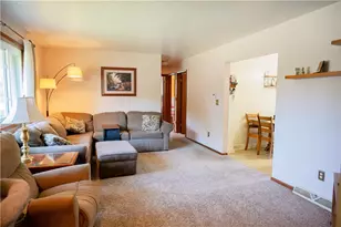 117 Covewood Dr, Center Township, PA 16001 - Photo 13