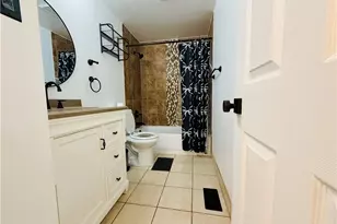 2190 Morning Wind Cir, Bridgeville, PA 15017 - Photo 35