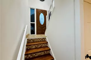 2190 Morning Wind Cir, Bridgeville, PA 15017 - Photo 21