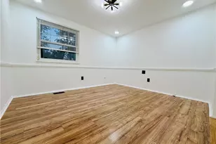 2190 Morning Wind Cir, Bridgeville, PA 15017 - Photo 31