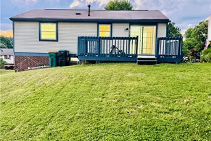 2190 Morning Wind Cir, Bridgeville, PA 15017 - Photo 3