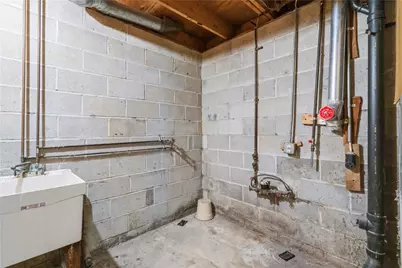 2043 Prospect Ave, Pittsburgh, PA 15218 - Photo 19