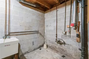 2043 Prospect Ave, Pittsburgh, PA 15218 - Photo 19