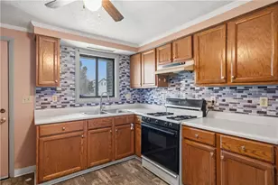 2043 Prospect Ave, Pittsburgh, PA 15218 - Photo 9