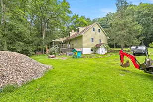 519 Sugar Run Rd, Saint Clair Township, PA 15944 - Photo 43
