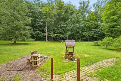 519 Sugar Run Road, Saint Clair Township, PA 15944 - Photo 21