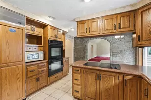 1959 Watch Hill Dr, Economy, PA 15003 - Photo 13