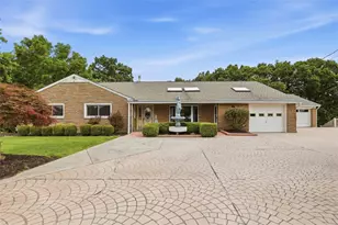 1959 Watch Hill Dr, Economy, PA 15003 - Photo 1