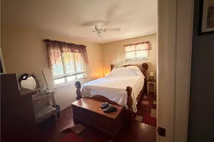 657 Orchard Ave, Bridgeville, PA 15017 - Photo 5