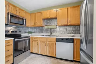 822 Mt Pleasant Rd, Hempfield Township, PA 15601 - Photo 13