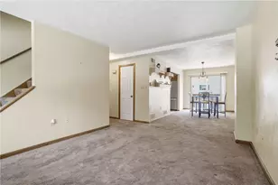 822 Mt Pleasant Rd, Hempfield Township, PA 15601 - Photo 7
