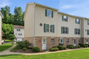822 Mt Pleasant Rd, Hempfield Township, PA 15601 - Photo 1
