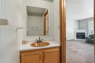 822 Mt Pleasant Rd, Hempfield Township, PA 15601 - Photo 19