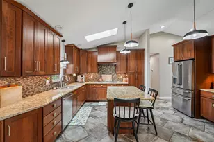 35 Woodlawn Dr, Clark Boro, PA 16113 - Photo 15