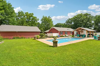 35 Woodlawn Drive, Clark Boro, PA 16113 - Photo 37