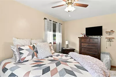 109 Carrousel St, Ford City Boro, PA 16226 - Photo 11