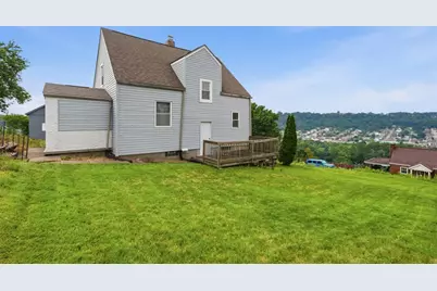 2802 A St, Liberty Boro, PA 15133 - Photo 35