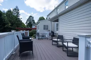 945 Summit Dr, Greensburg, PA 15601 - Photo 17
