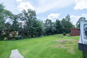 945 Summit Dr, Greensburg, PA 15601 - Photo 21