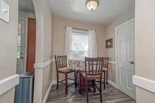 945 Summit Dr, Greensburg, PA 15601 - Photo 9