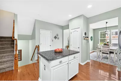 2135 Shawnee Dr, South Strabane, PA 15301 - Photo 11