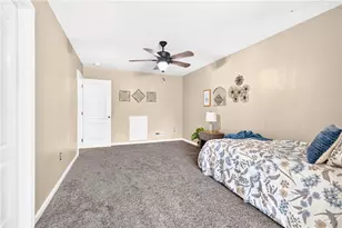 2135 Shawnee Dr, South Strabane, PA 15301 - Photo 29