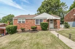 1608 Blossom Hill, Pittsburgh, PA 15234 - Photo 3
