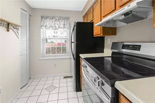 2547 Hawthorne Dr, North Fayette, PA 15071 - Photo 7