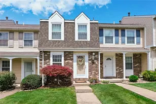 2547 Hawthorne Dr, North Fayette, PA 15071 - Photo 1
