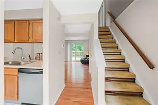 2547 Hawthorne Dr, North Fayette, PA 15071 - Photo 15