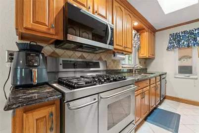 3208 Greenwald Rd, Bethel Park, PA 15102 - Photo 15