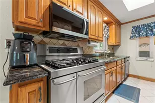 3208 Greenwald Rd, Bethel Park, PA 15102 - Photo 15