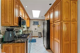 3208 Greenwald Rd, Bethel Park, PA 15102 - Photo 13