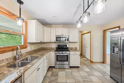 910 Poplar Place, Allegheny Township, PA 16066 - Photo 17