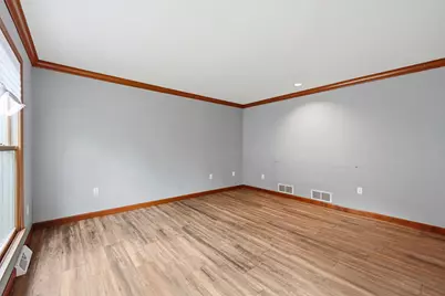 910 Poplar Place, Allegheny Township, PA 16066 - Photo 7