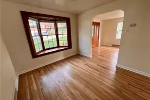 1532 Greencrest Dr, Pittsburgh, PA 15226 - Photo 7