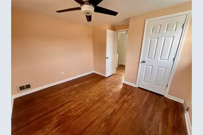 1532 Greencrest Dr, Pittsburgh, PA 15226 - Photo 21