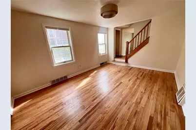 1532 Greencrest Dr, Pittsburgh, PA 15226 - Photo 3