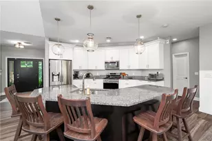 2236 Shannon Mills Dr, Connoquenessing Township, PA 16053 - Photo 15