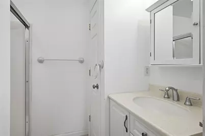 211 East Ave, West Mifflin, PA 15122 - Photo 23