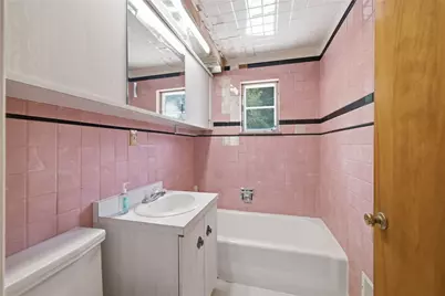 211 East Ave, West Mifflin, PA 15122 - Photo 15