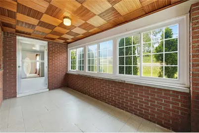 211 East Ave, West Mifflin, PA 15122 - Photo 5