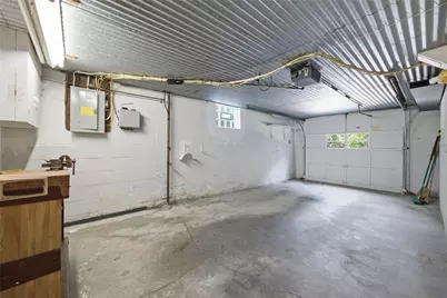 211 East Ave, West Mifflin, PA 15122 - Photo 33